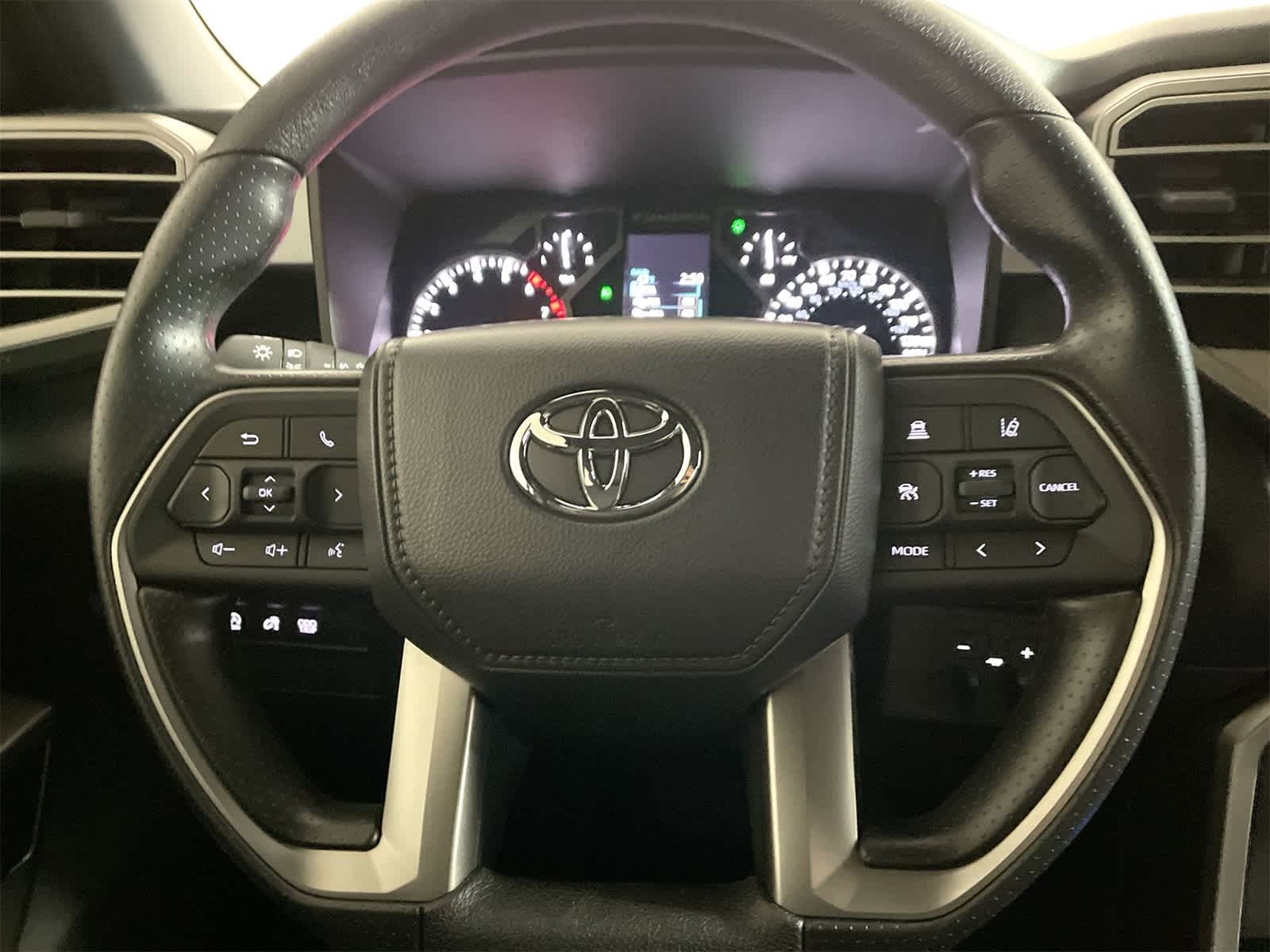 Thumbnail: 2026 Toyota Tundra - 18