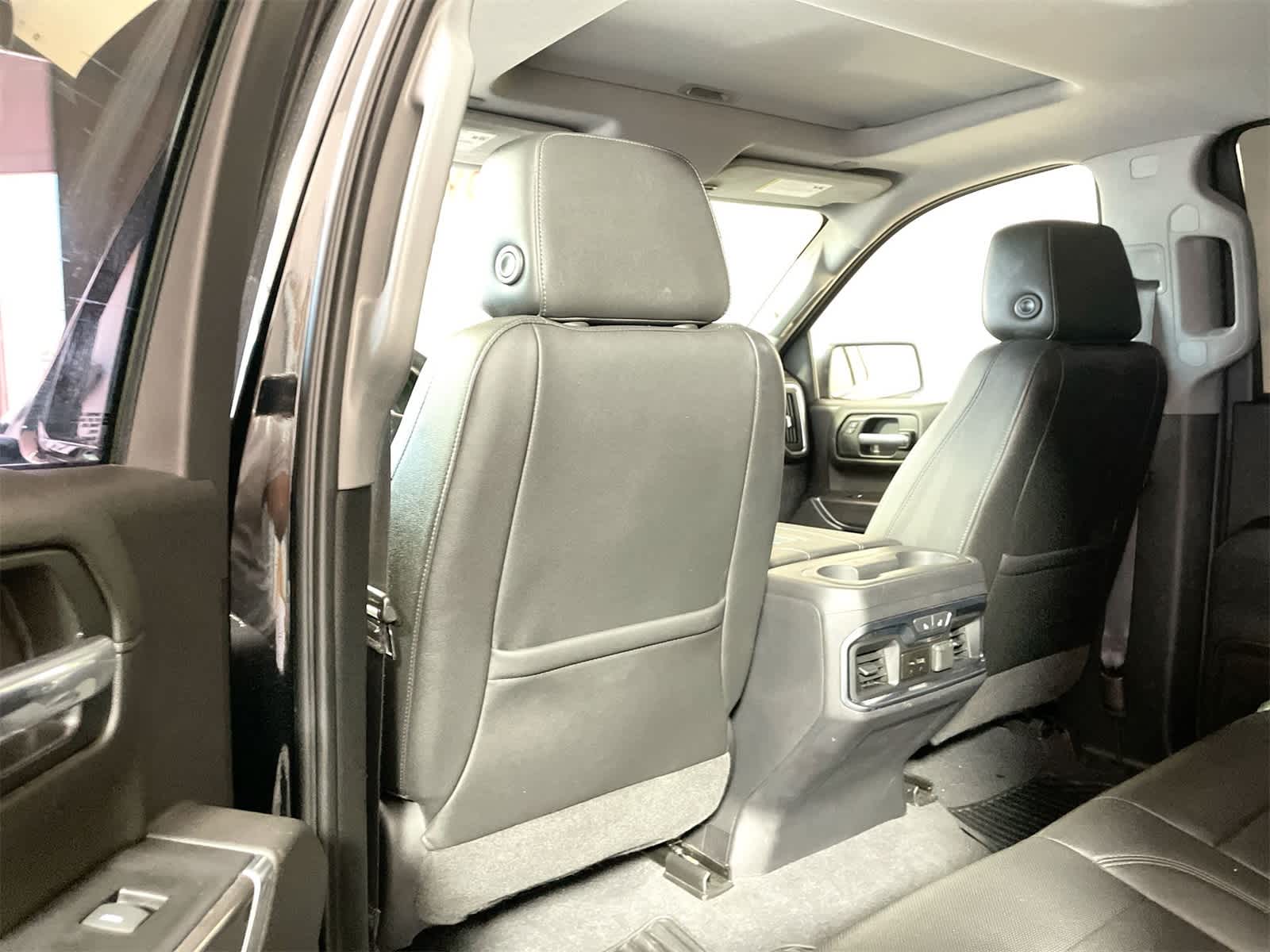 Thumbnail: 2019 Chevrolet Silverado 1500 - 13