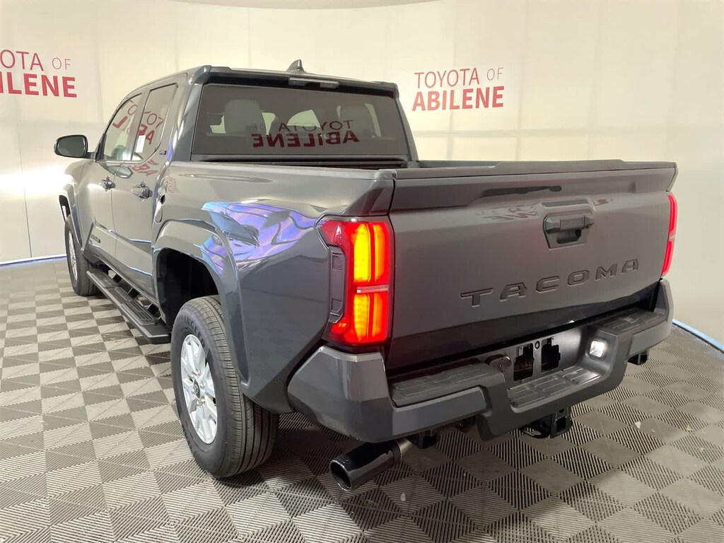 New 2025 Toyota Tacoma SR5 Truck