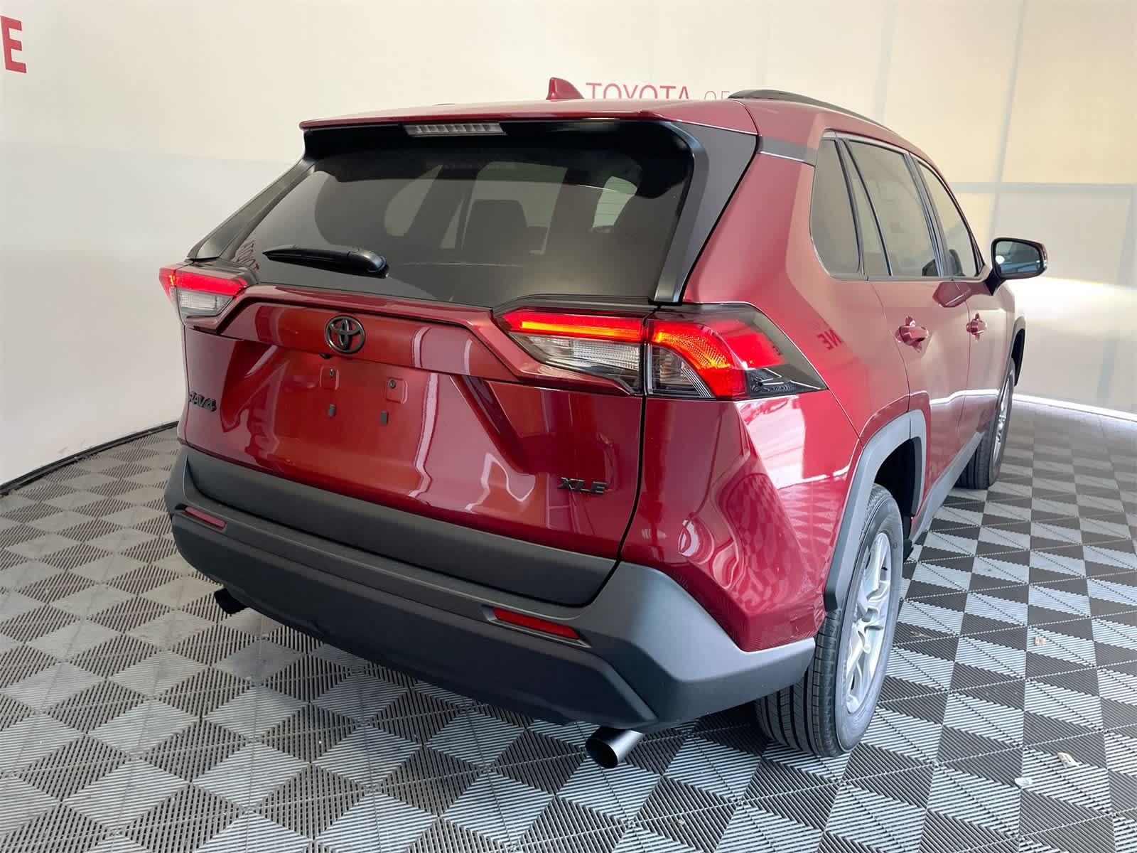 Thumbnail: 2025 Toyota RAV4 - 7