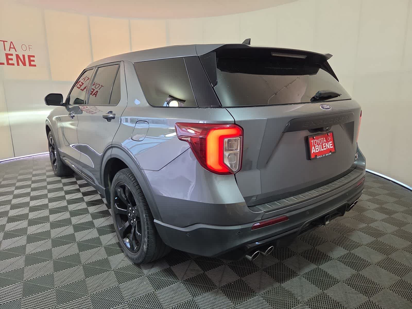 Thumbnail: 2021 Ford Explorer - 2