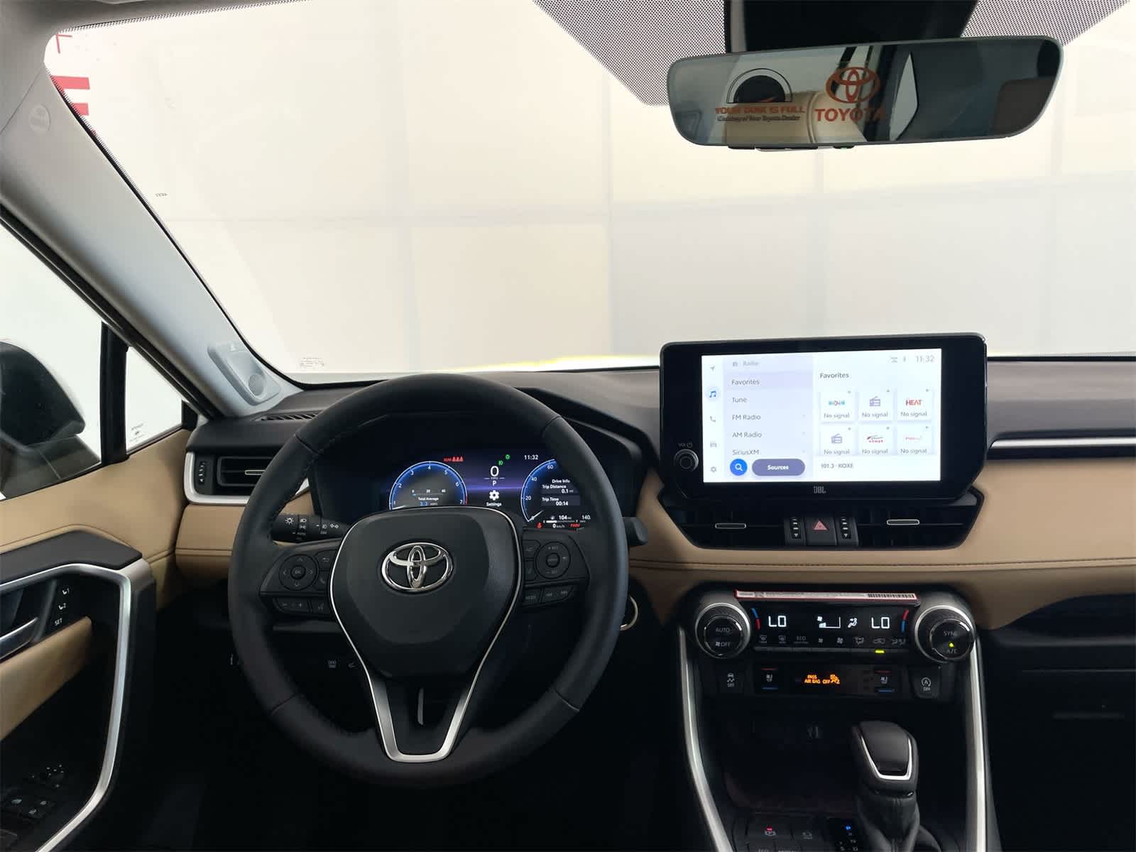 Thumbnail: 2025 Toyota RAV4 - 16