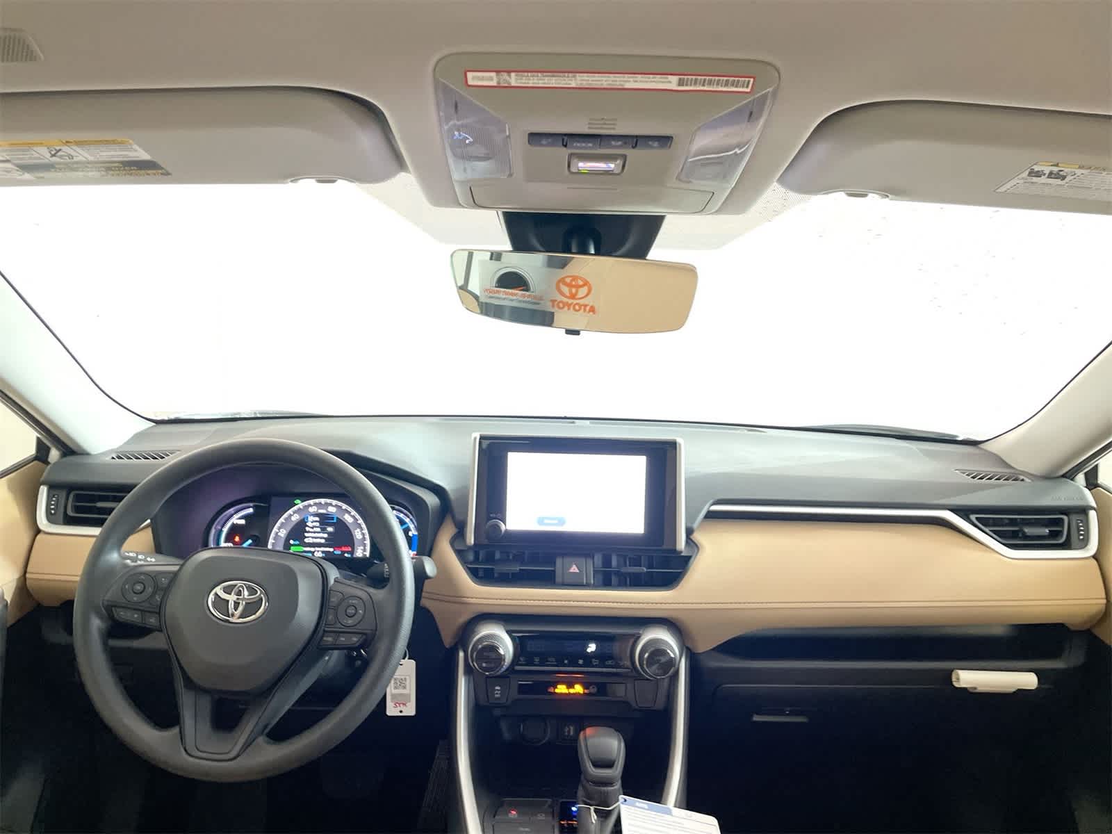 Thumbnail: 2025 Toyota RAV4 - 16