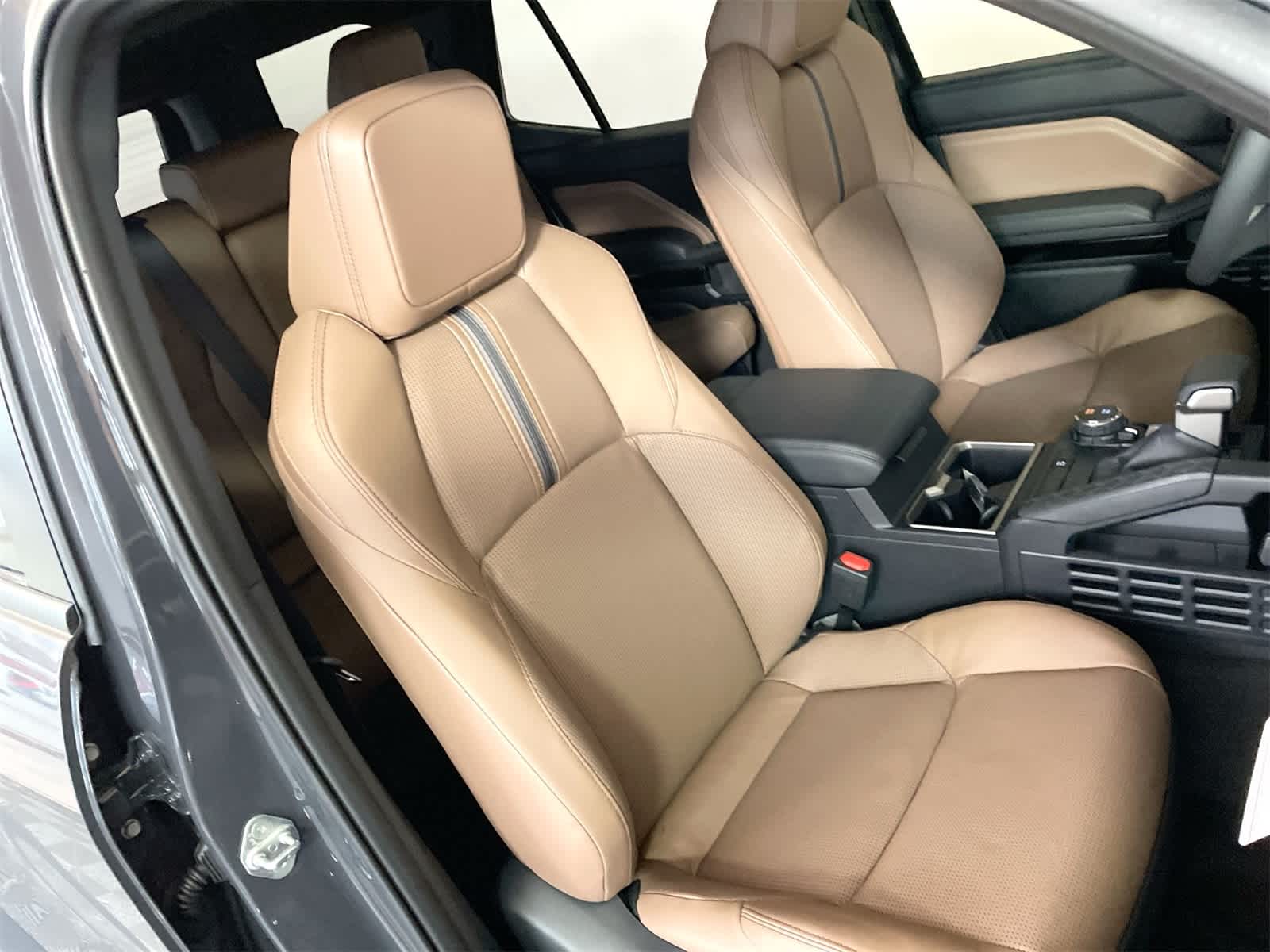 Thumbnail: 2025 Toyota 4Runner - 14