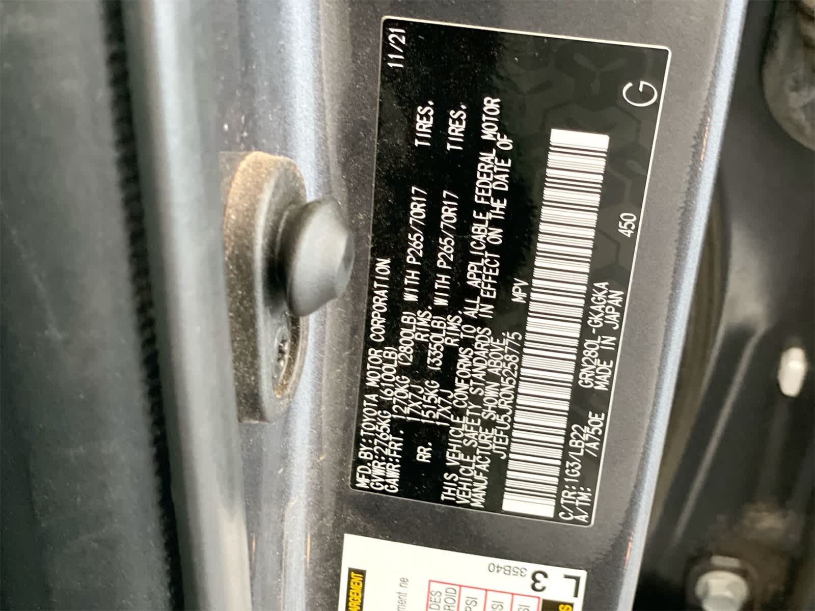 Thumbnail: 2022 Toyota 4Runner - 28