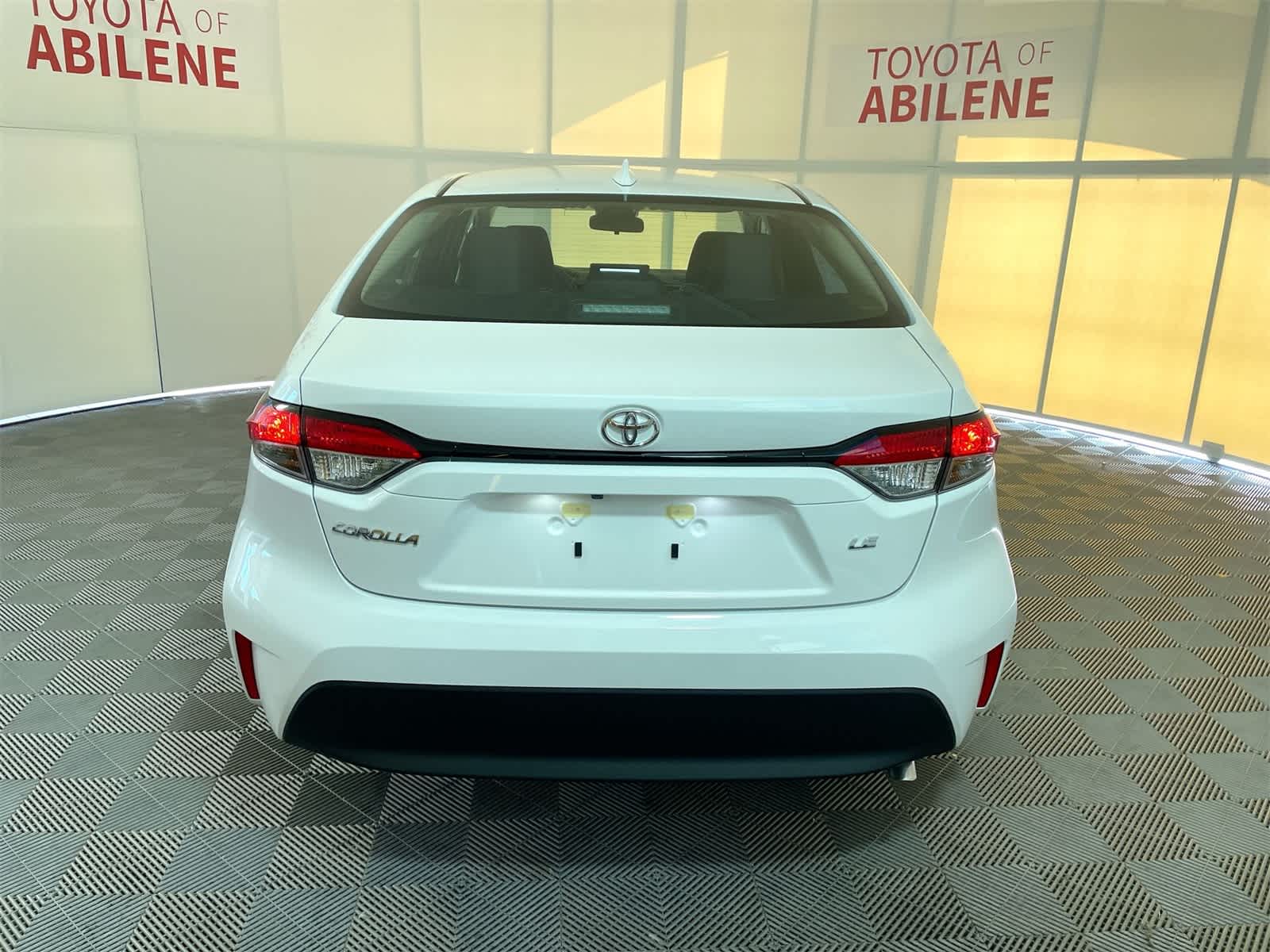 Thumbnail: 2025 Toyota Corolla - 4