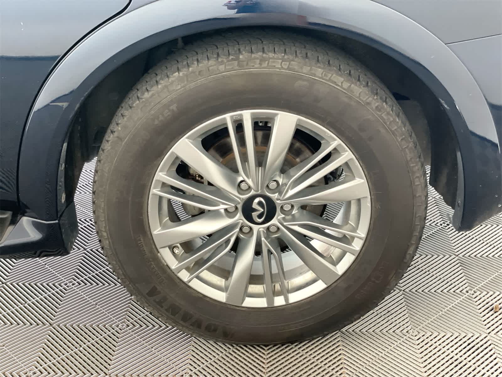 Thumbnail: 2021 INFINITI QX80 - 27