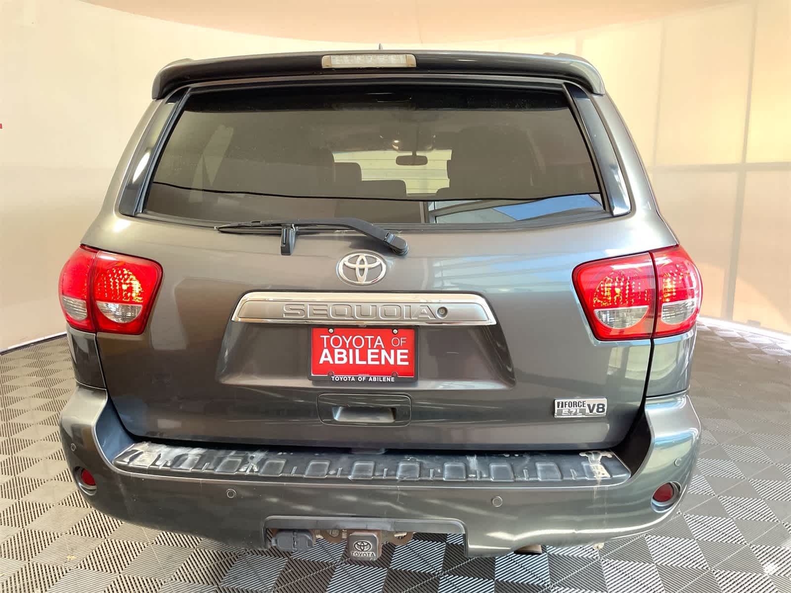 Thumbnail: 2014 Toyota Sequoia - 4