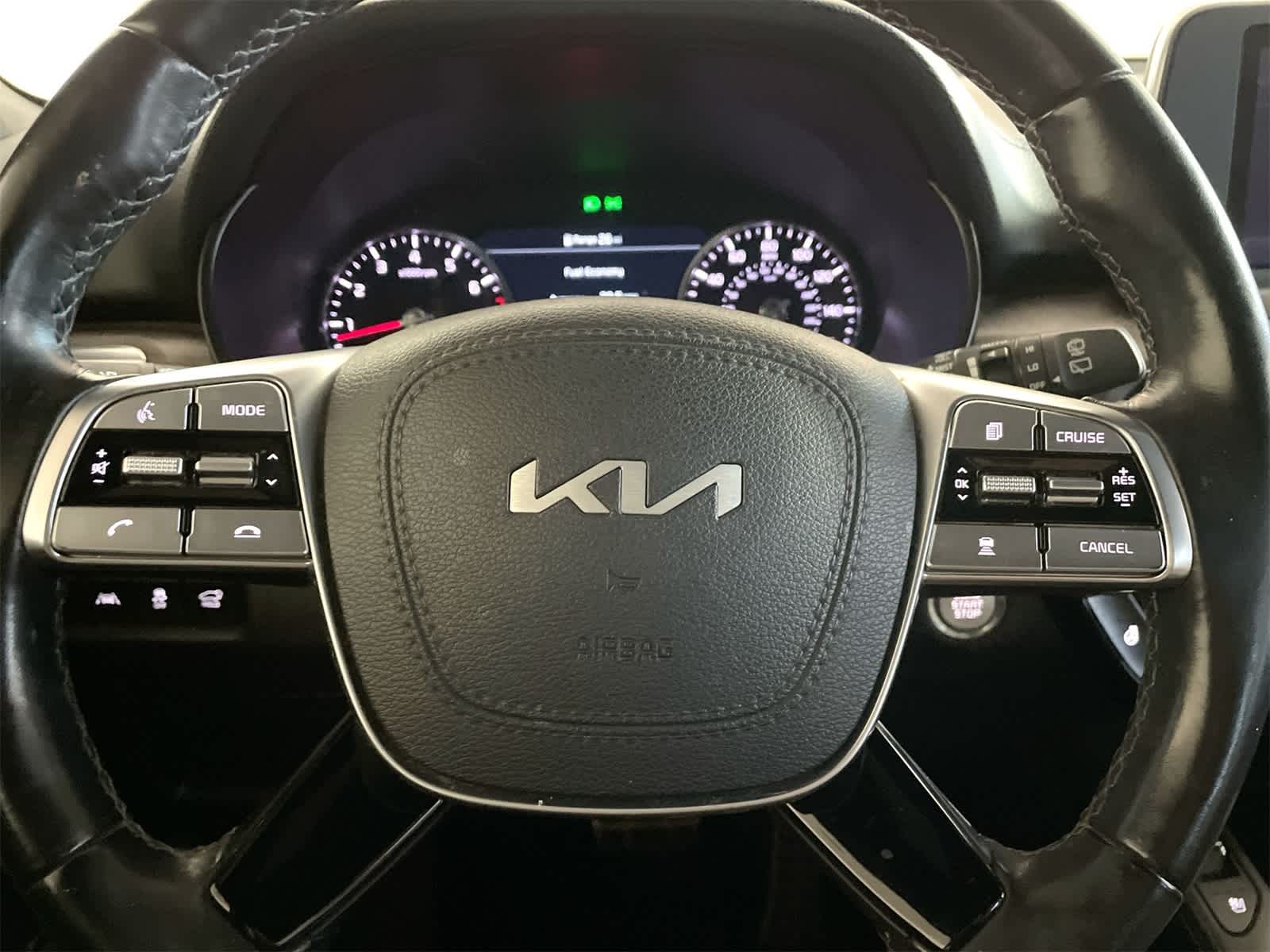 Thumbnail: 2022 Kia Telluride - 18