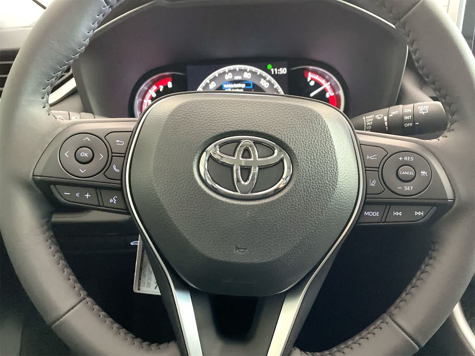 Thumbnail: 2025 Toyota RAV4 - 18