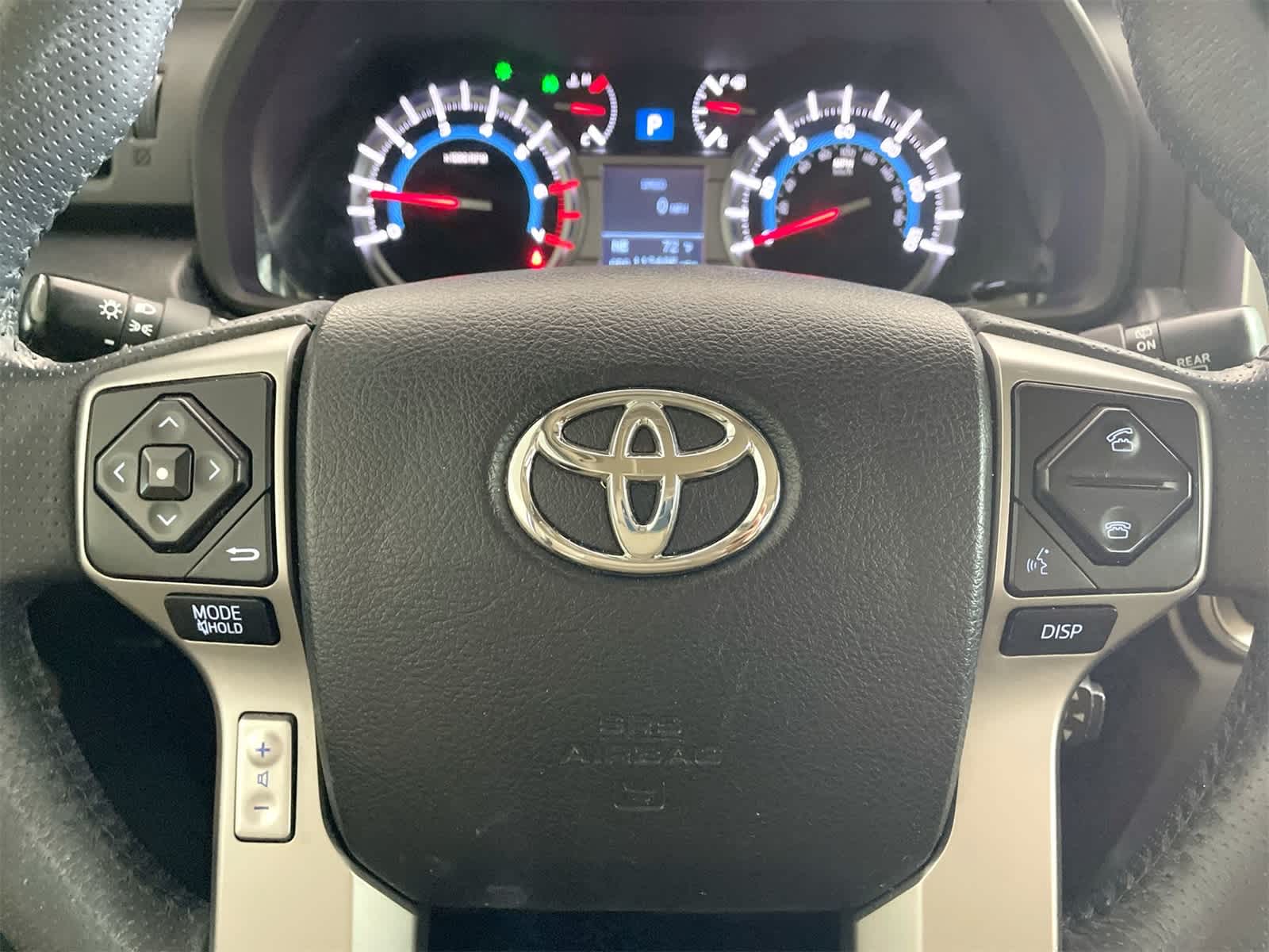 Thumbnail: 2019 Toyota 4Runner - 18