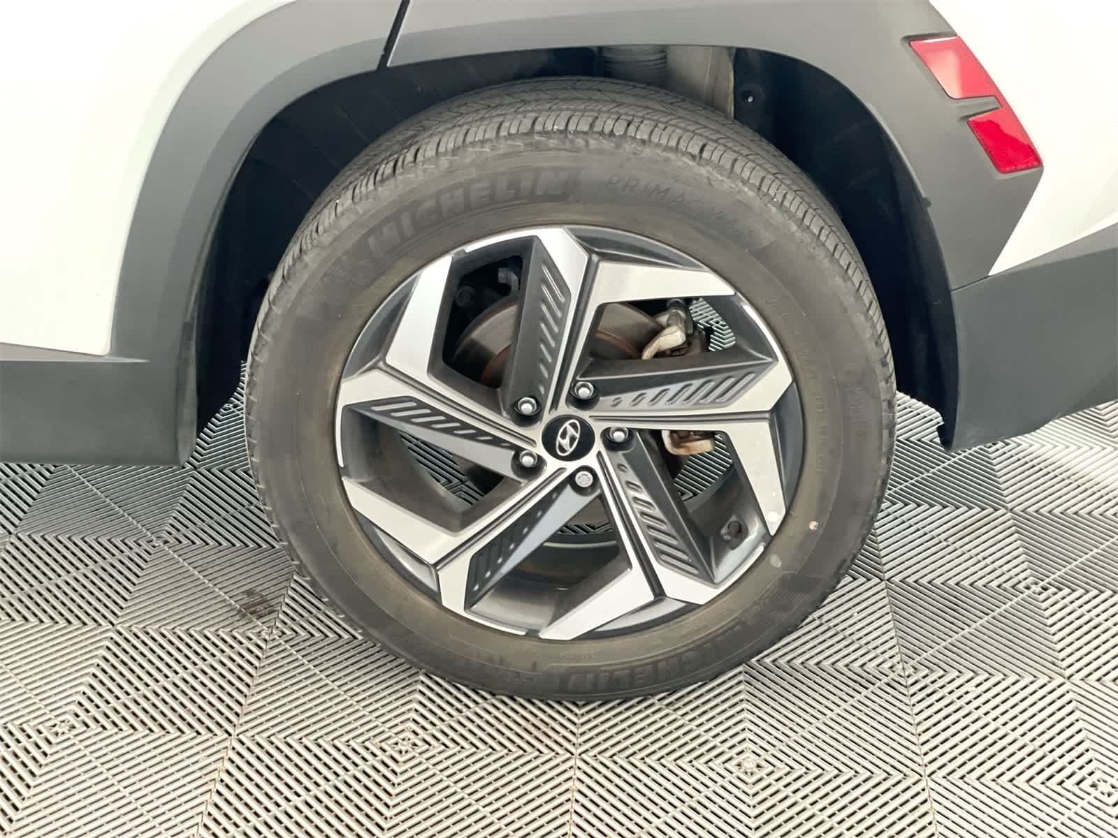 Thumbnail: 2022 Hyundai Tucson - 25