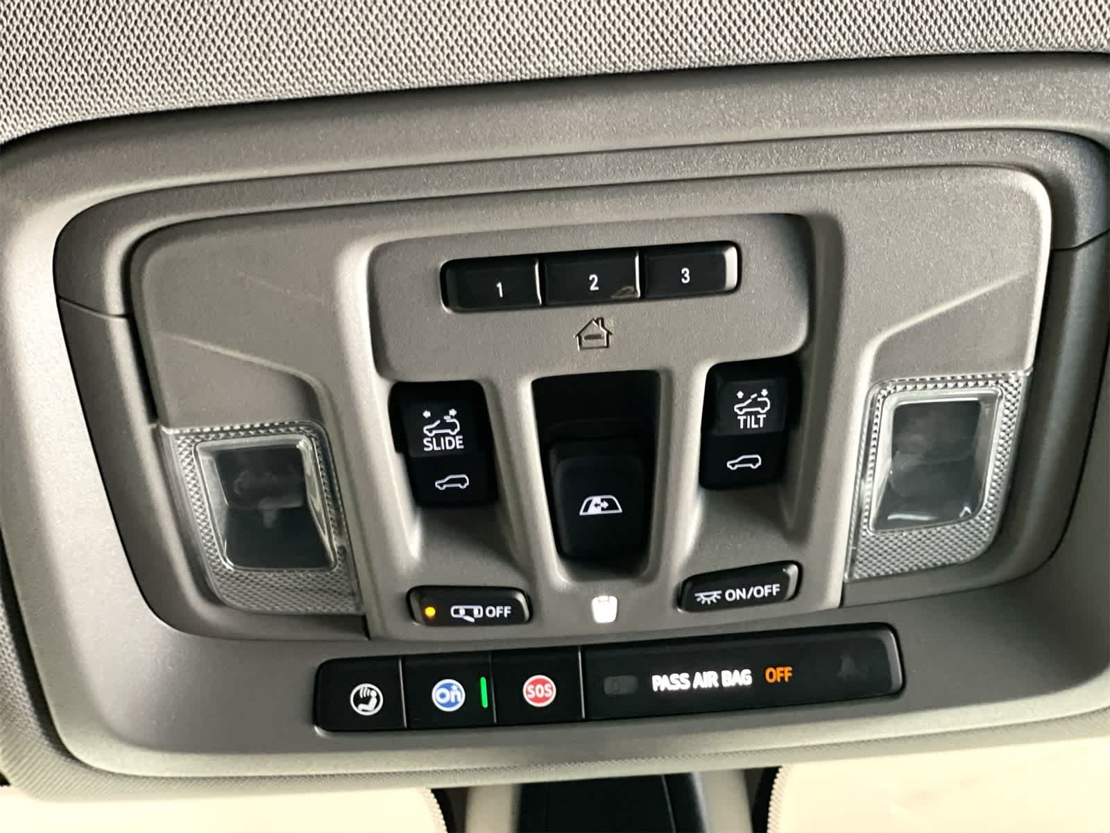 Thumbnail: 2019 Chevrolet Silverado 1500 - 25