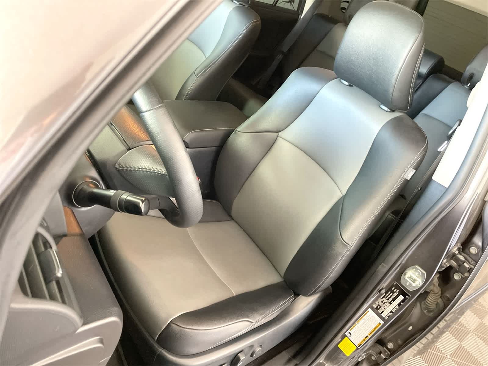 Thumbnail: 2022 Toyota 4Runner - 8