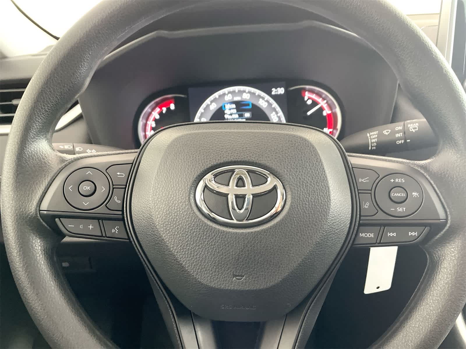Thumbnail: 2025 Toyota RAV4 - 17