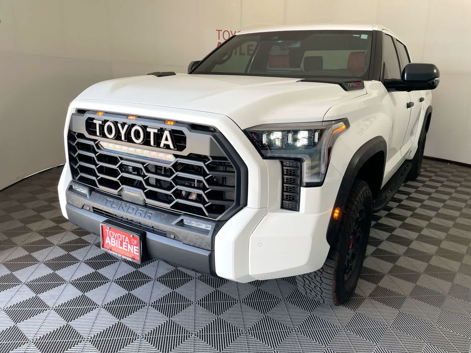 Thumbnail: 2025 Toyota Tundra - 1