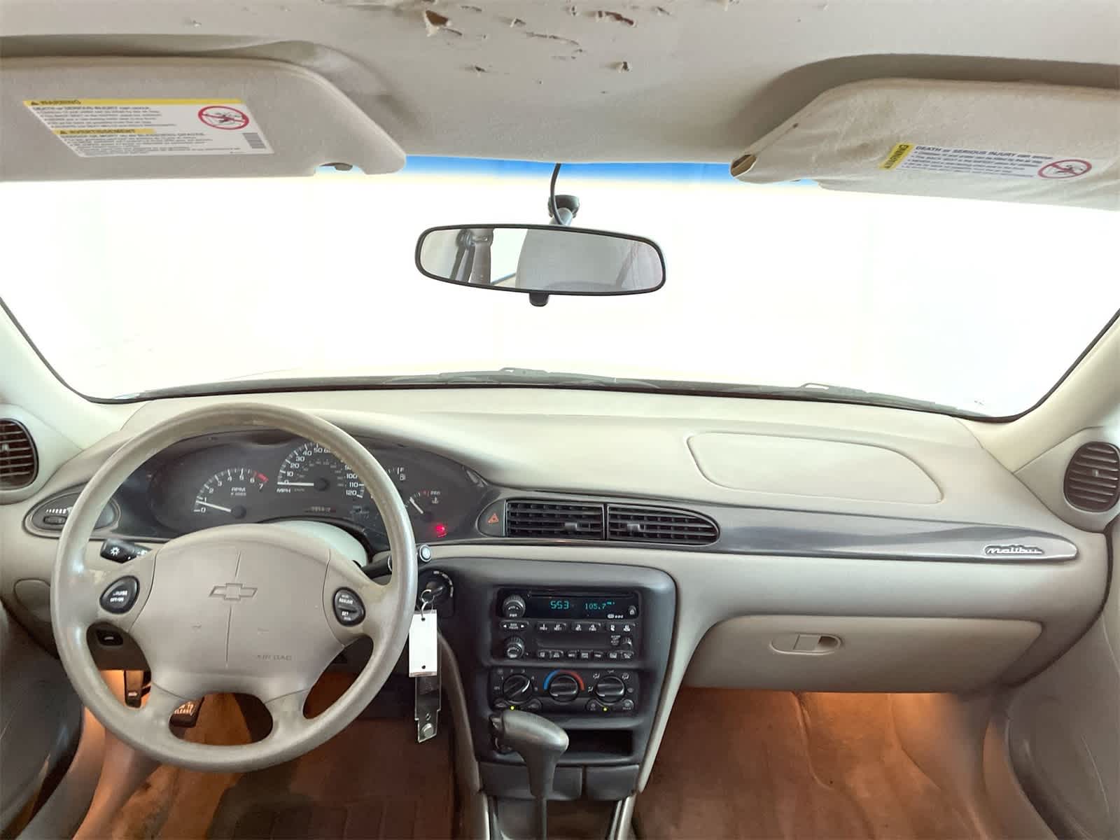 Thumbnail: 2001 Chevrolet Malibu - 14