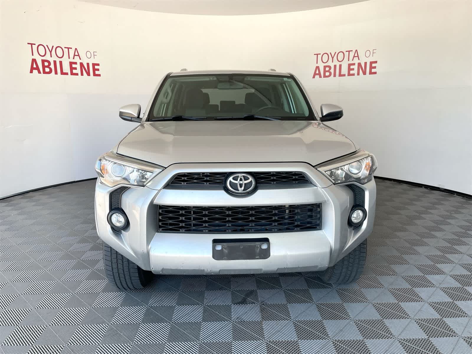 Thumbnail: 2016 Toyota 4Runner - 9