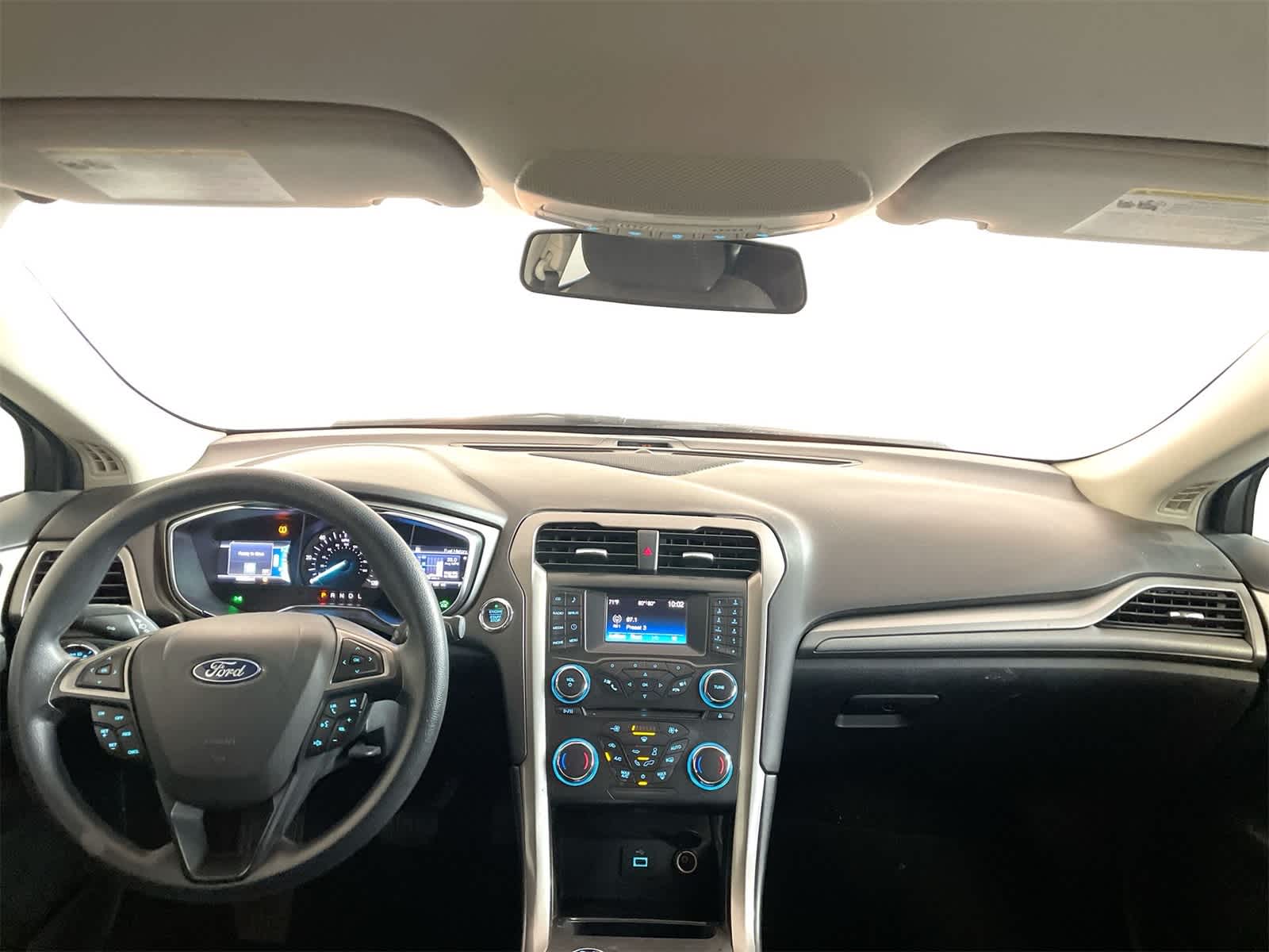 Thumbnail: 2018 Ford Fusion - 16