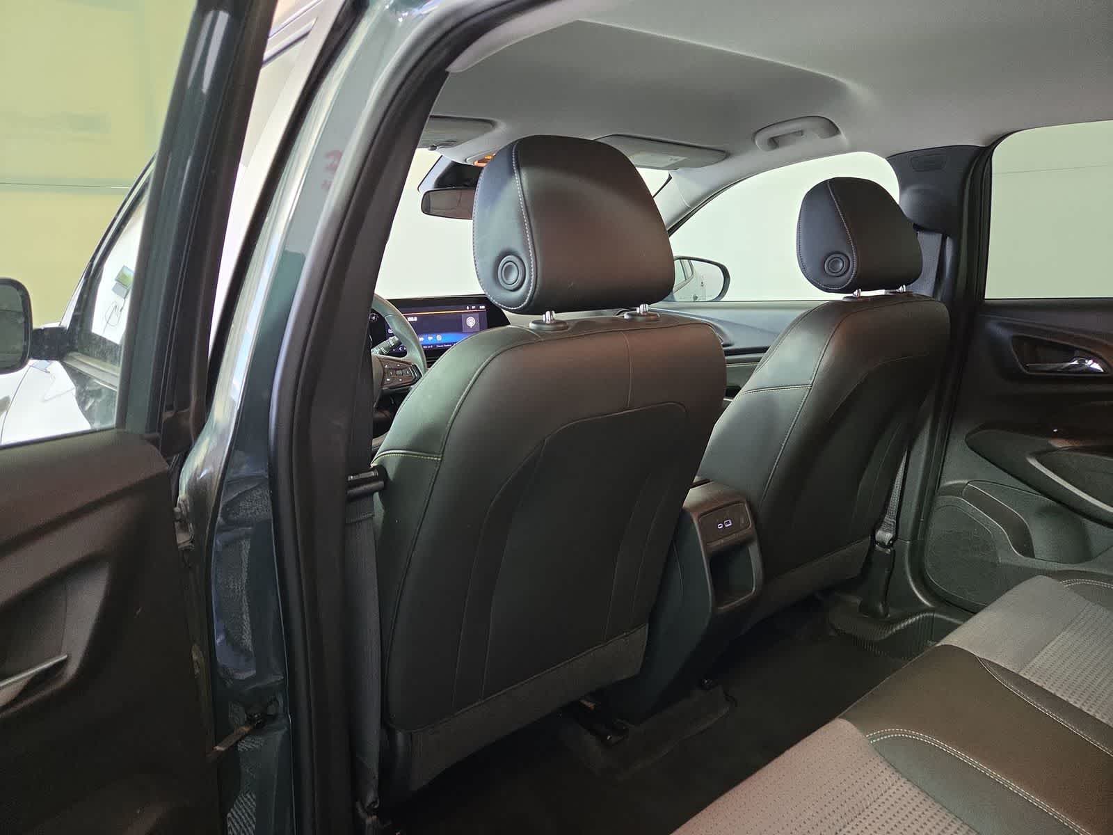 Thumbnail: 2025 Chevrolet Trax - 12