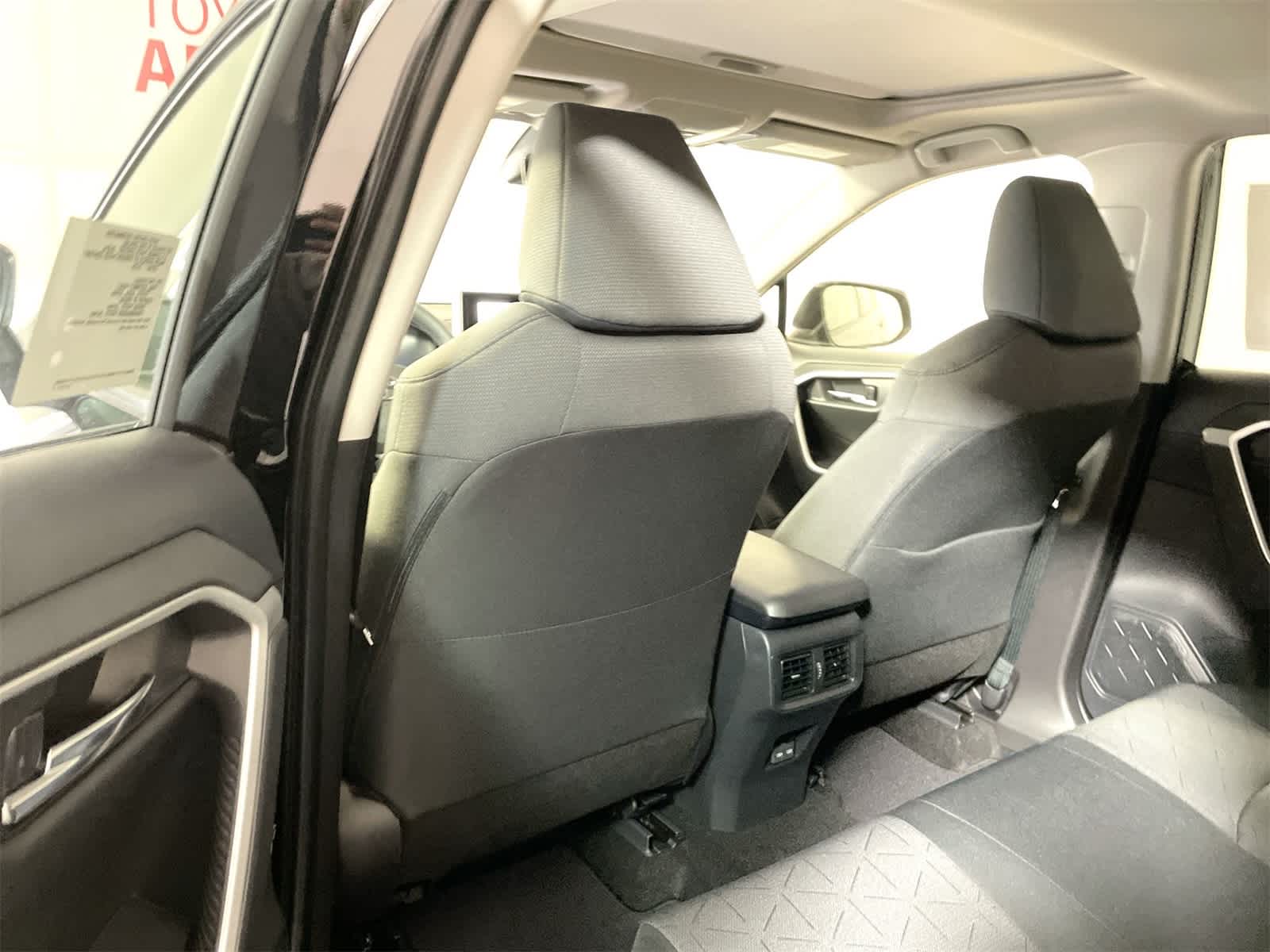 Thumbnail: 2025 Toyota RAV4 - 13