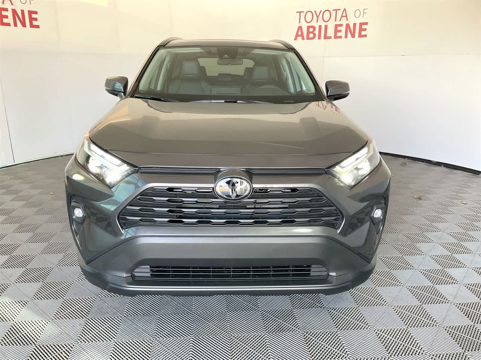 Thumbnail: 2025 Toyota RAV4 - 8