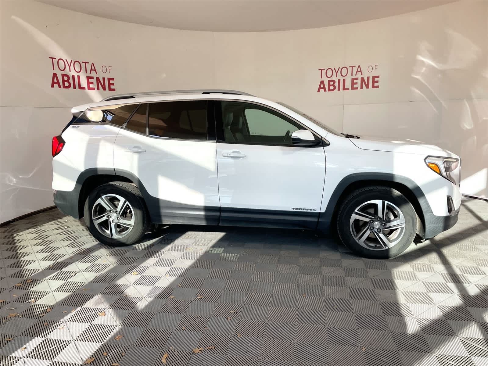 Thumbnail: 2019 GMC Terrain - 8