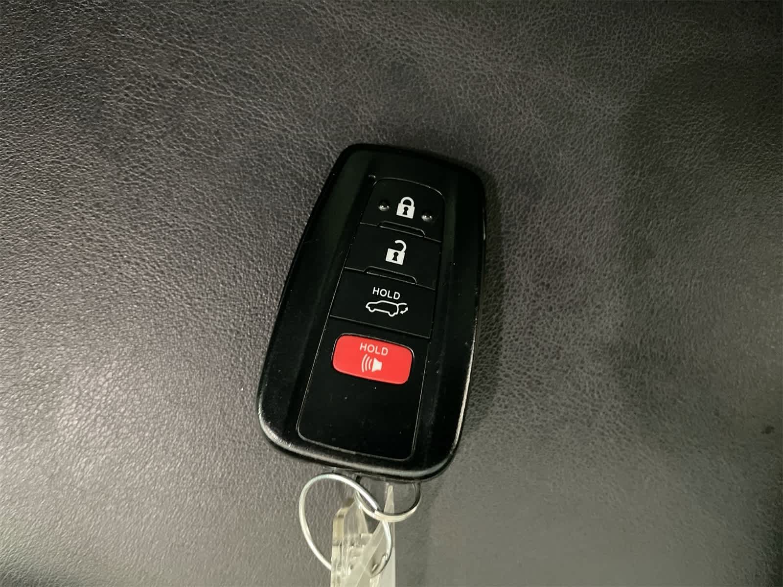 Thumbnail: 2022 Toyota RAV4 - 26