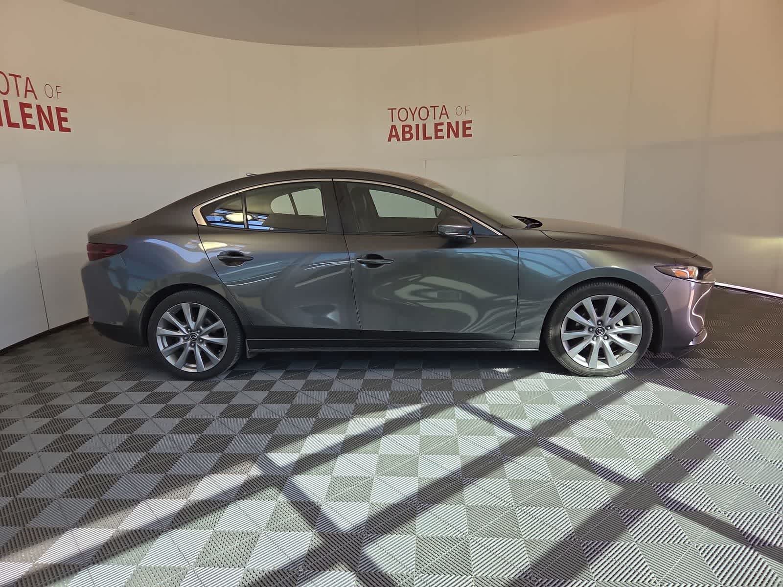 Thumbnail: 2019 Mazda Mazda3 - 6