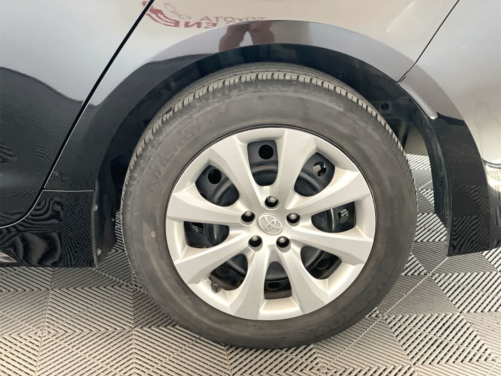 Thumbnail: 2023 Toyota Corolla - 23