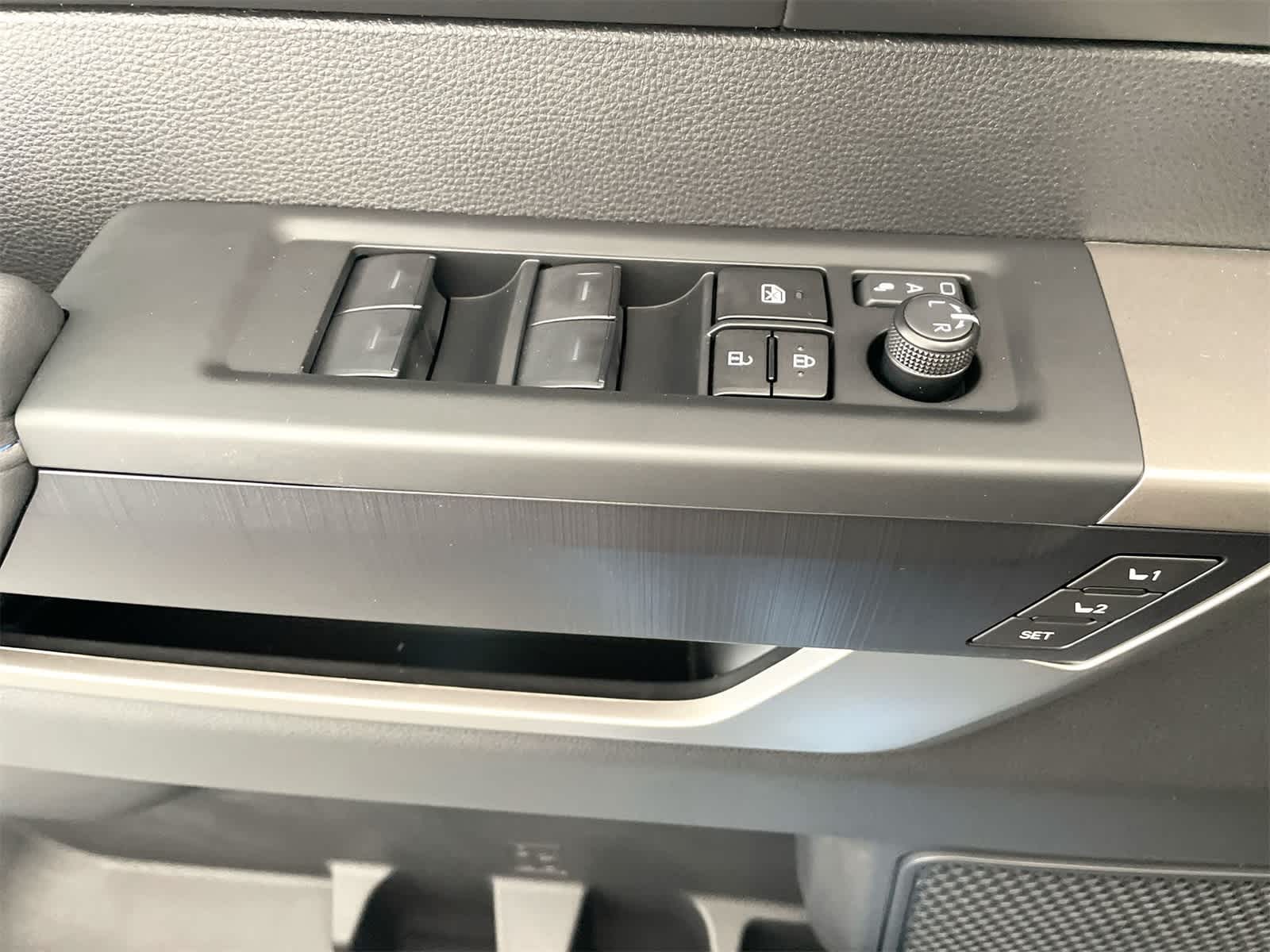 Thumbnail: 2026 Toyota Tundra - 12