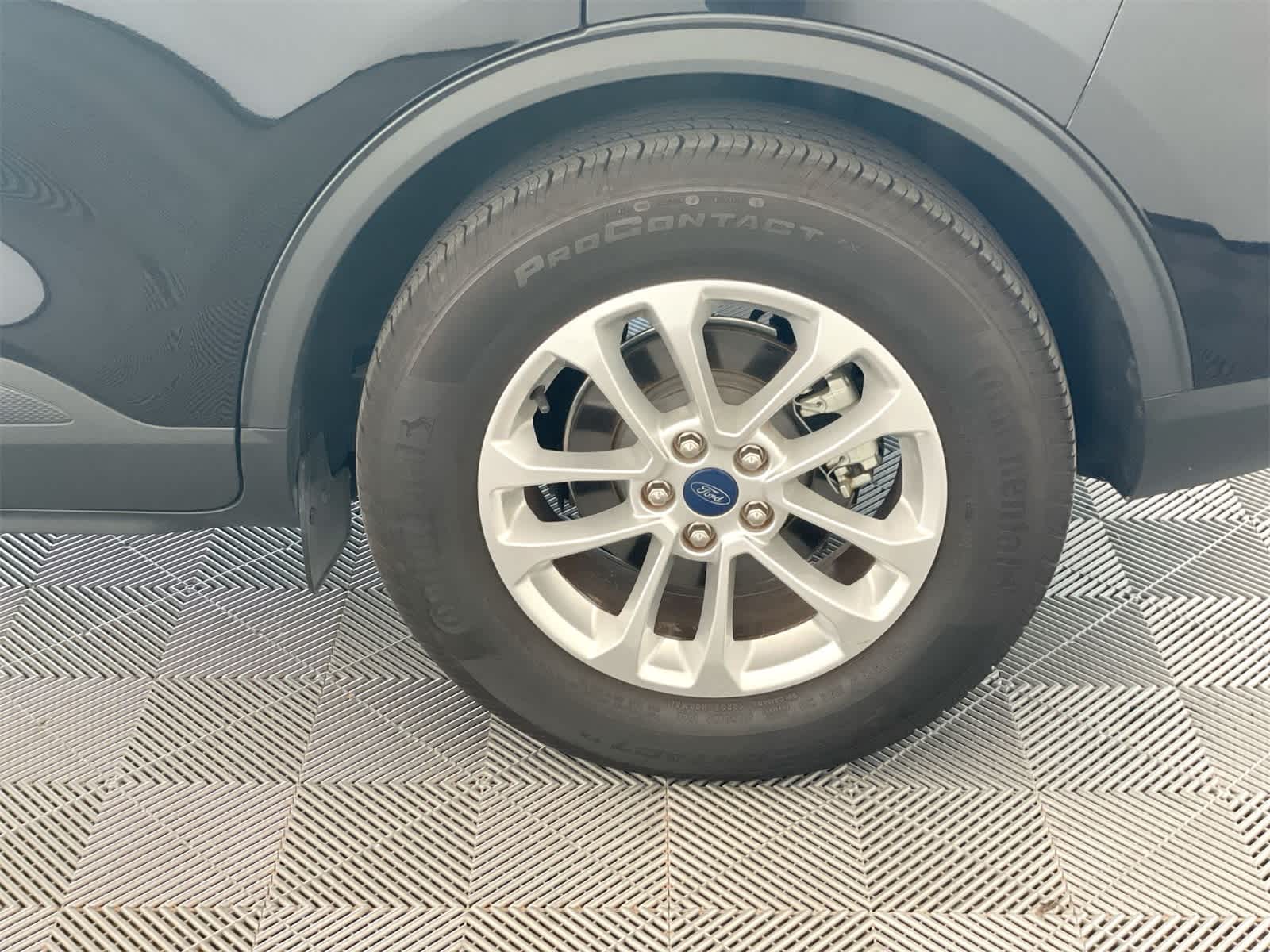 Thumbnail: 2022 Ford Escape - 23