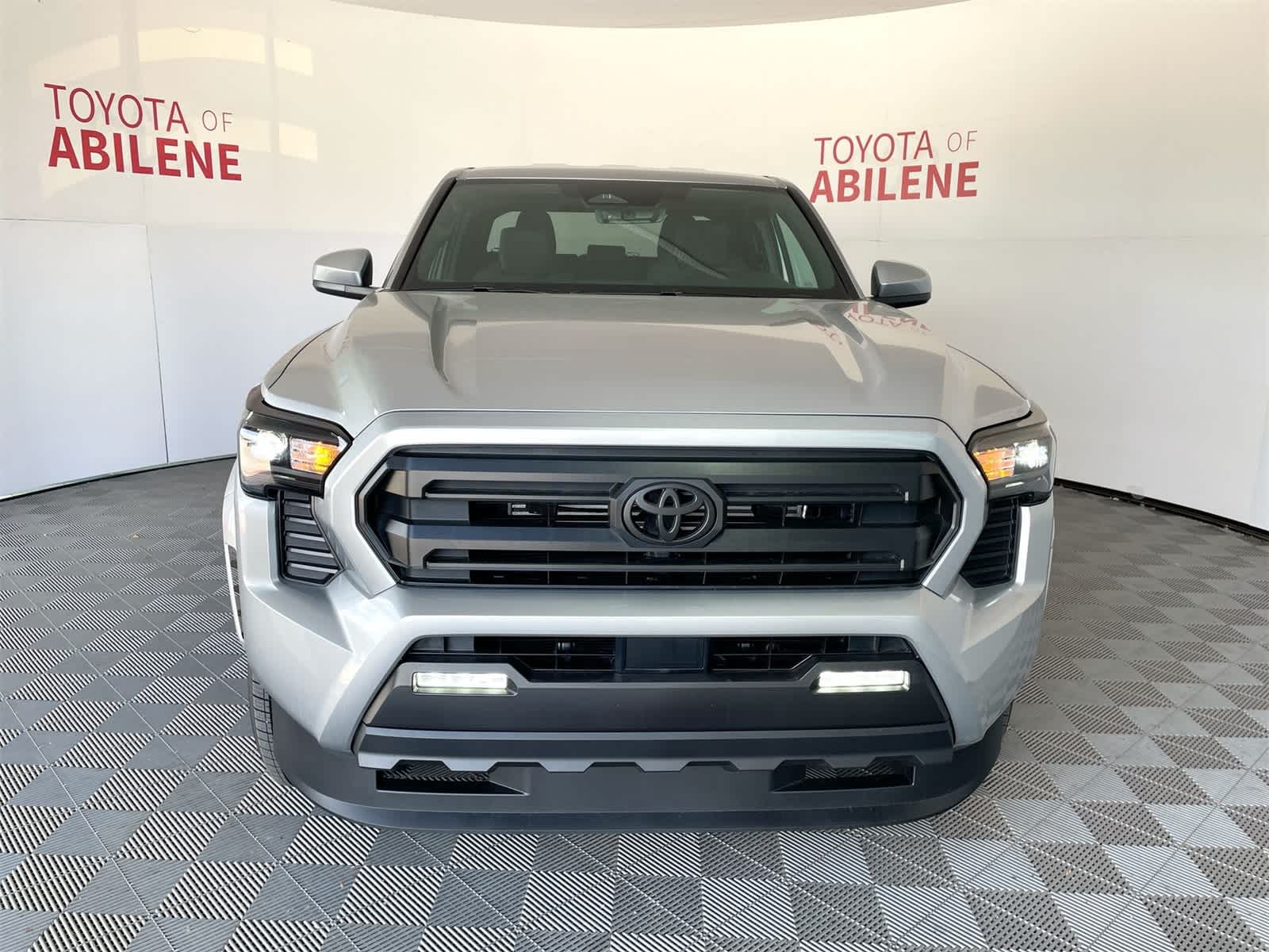 Thumbnail: 2025 Toyota Tacoma - 9