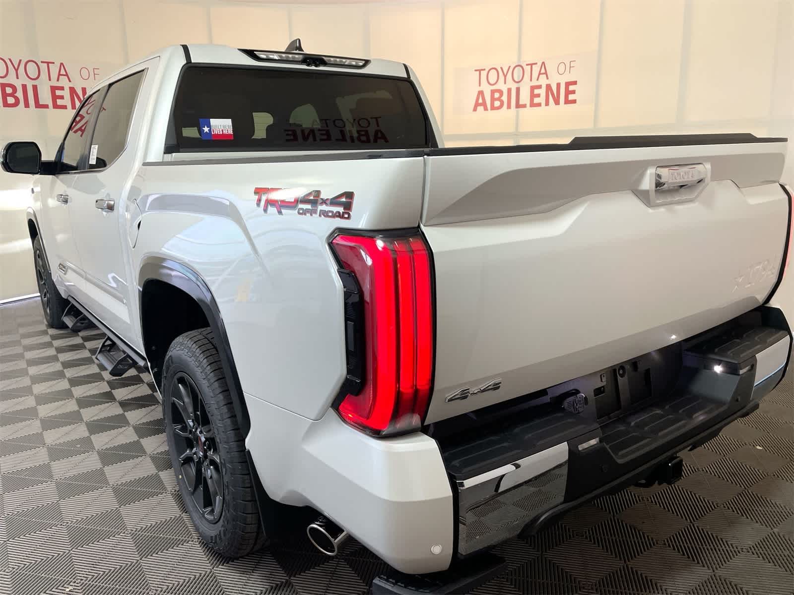 Thumbnail: 2026 Toyota Tundra - 3