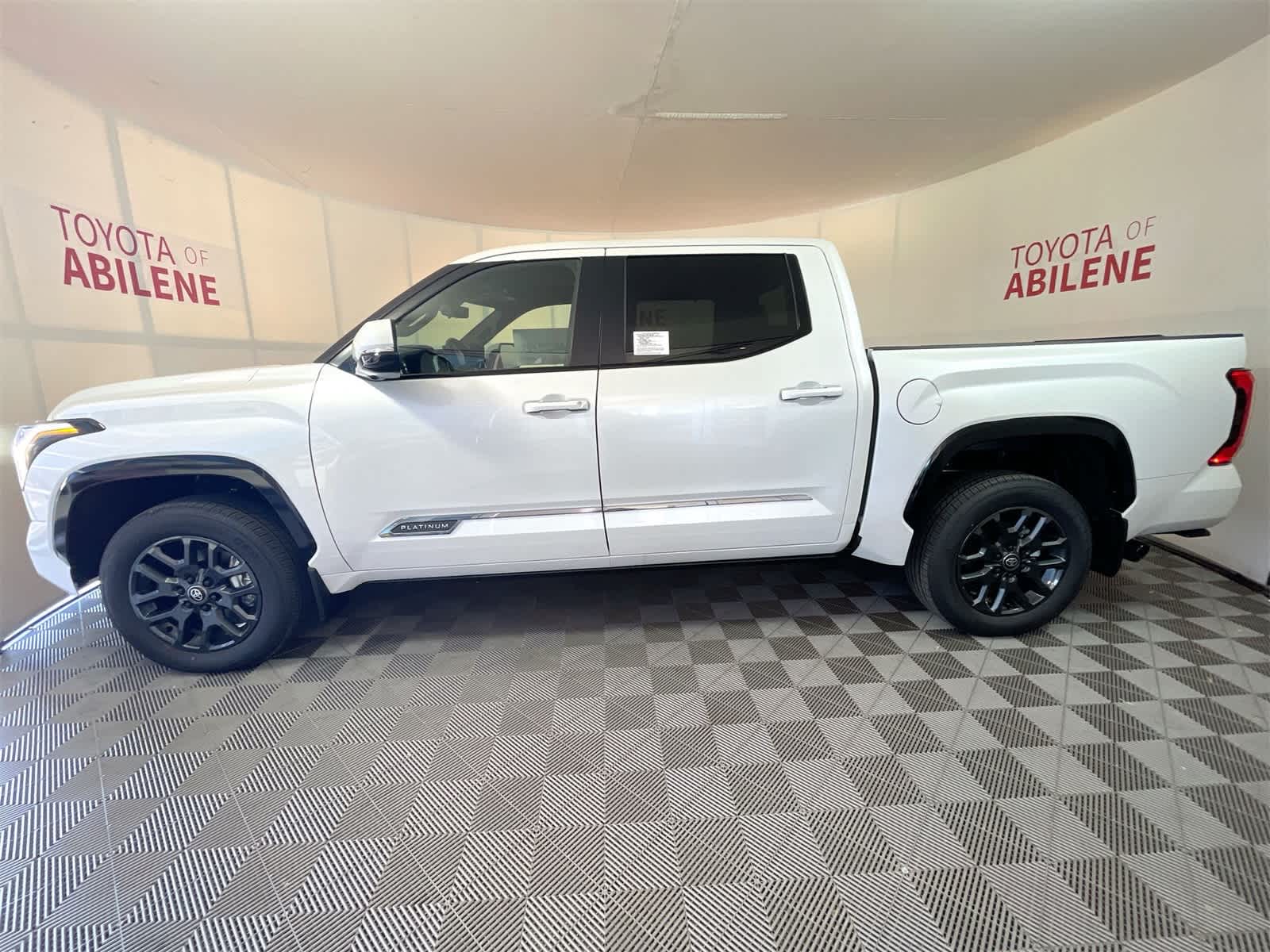 2025 Toyota Tundra Platinum 2