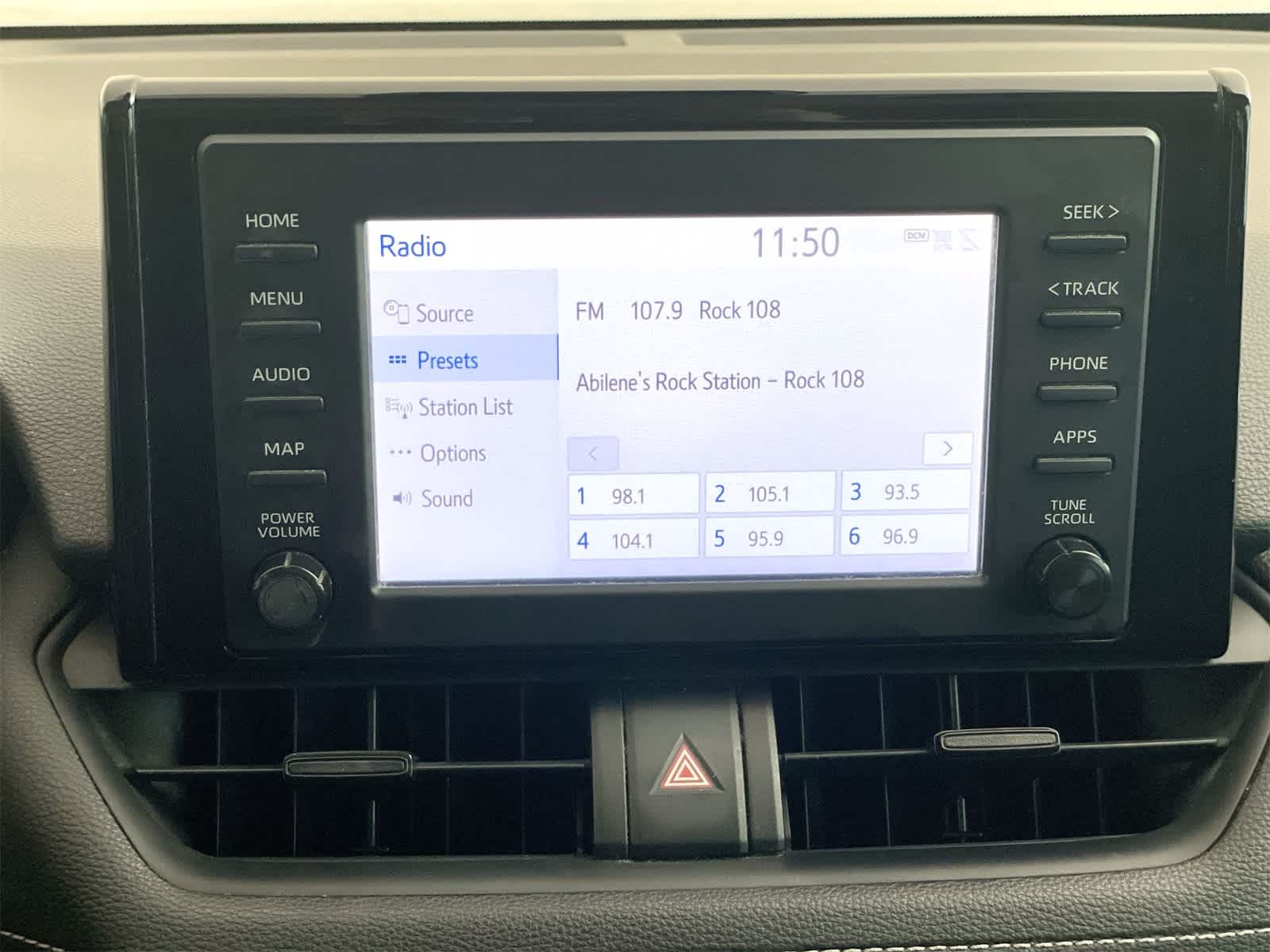 Thumbnail: 2019 Toyota RAV4 - 19