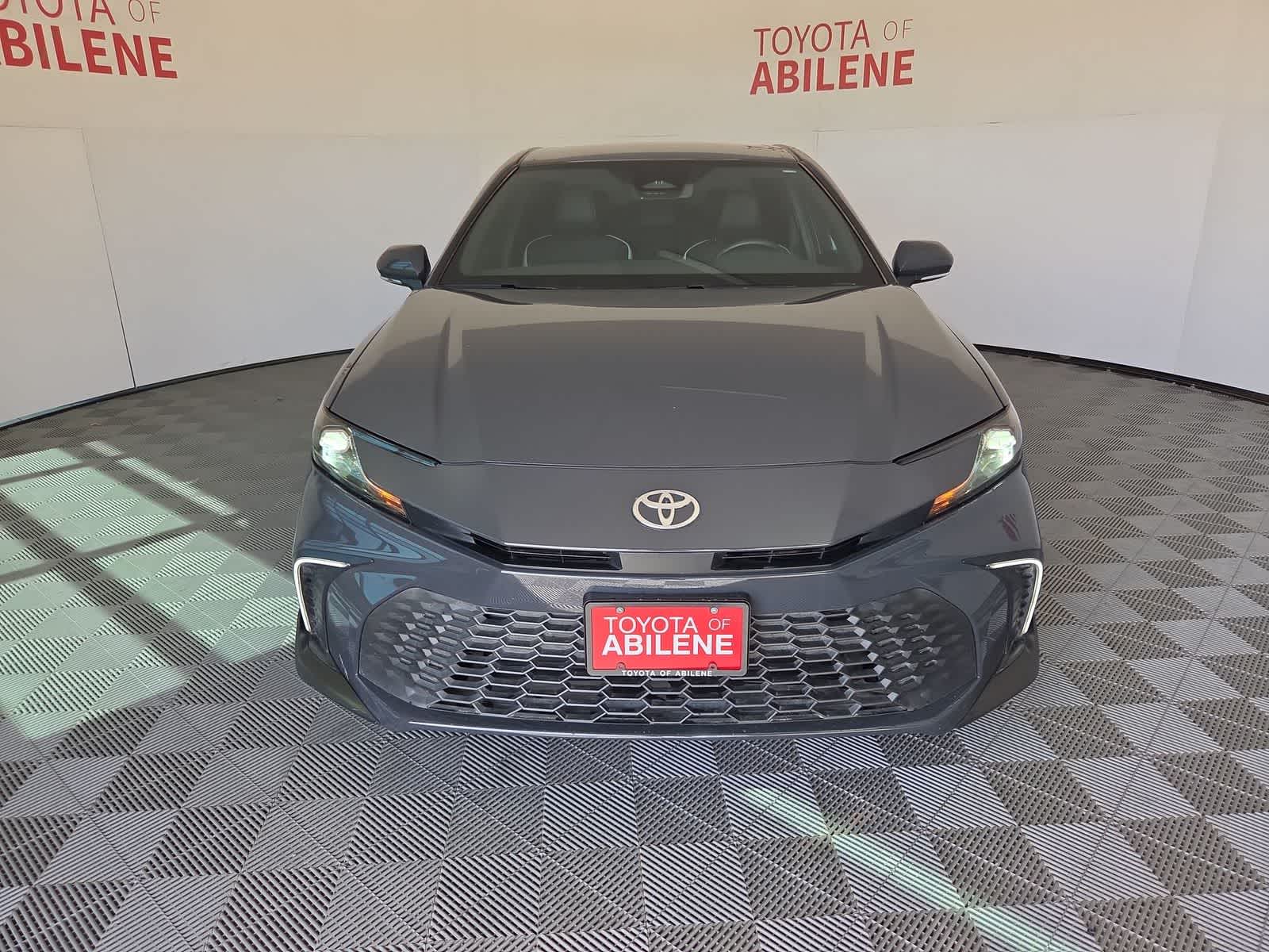 Thumbnail: 2025 Toyota Camry - 9