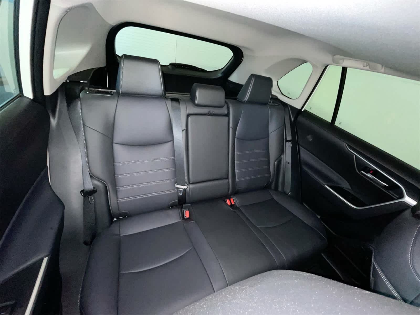 Thumbnail: 2025 Toyota RAV4 - 15