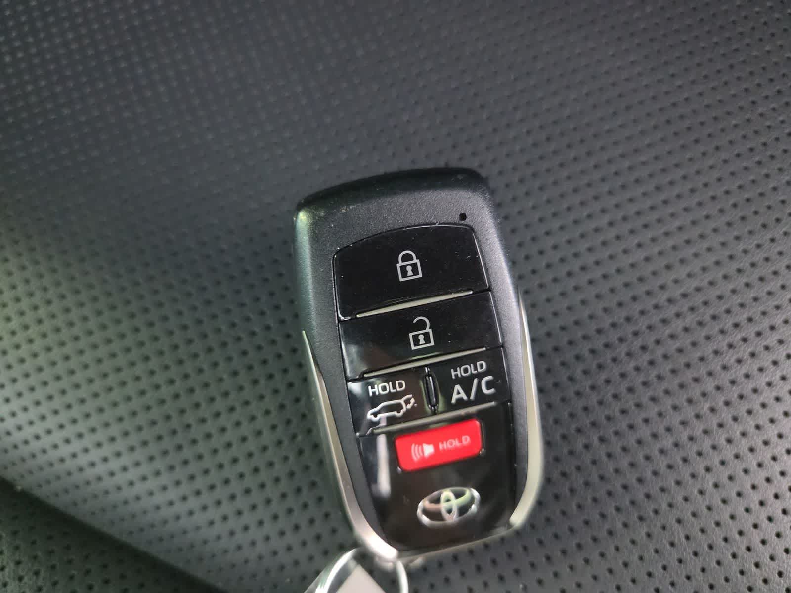 Thumbnail: 2024 Toyota RAV4 - 27