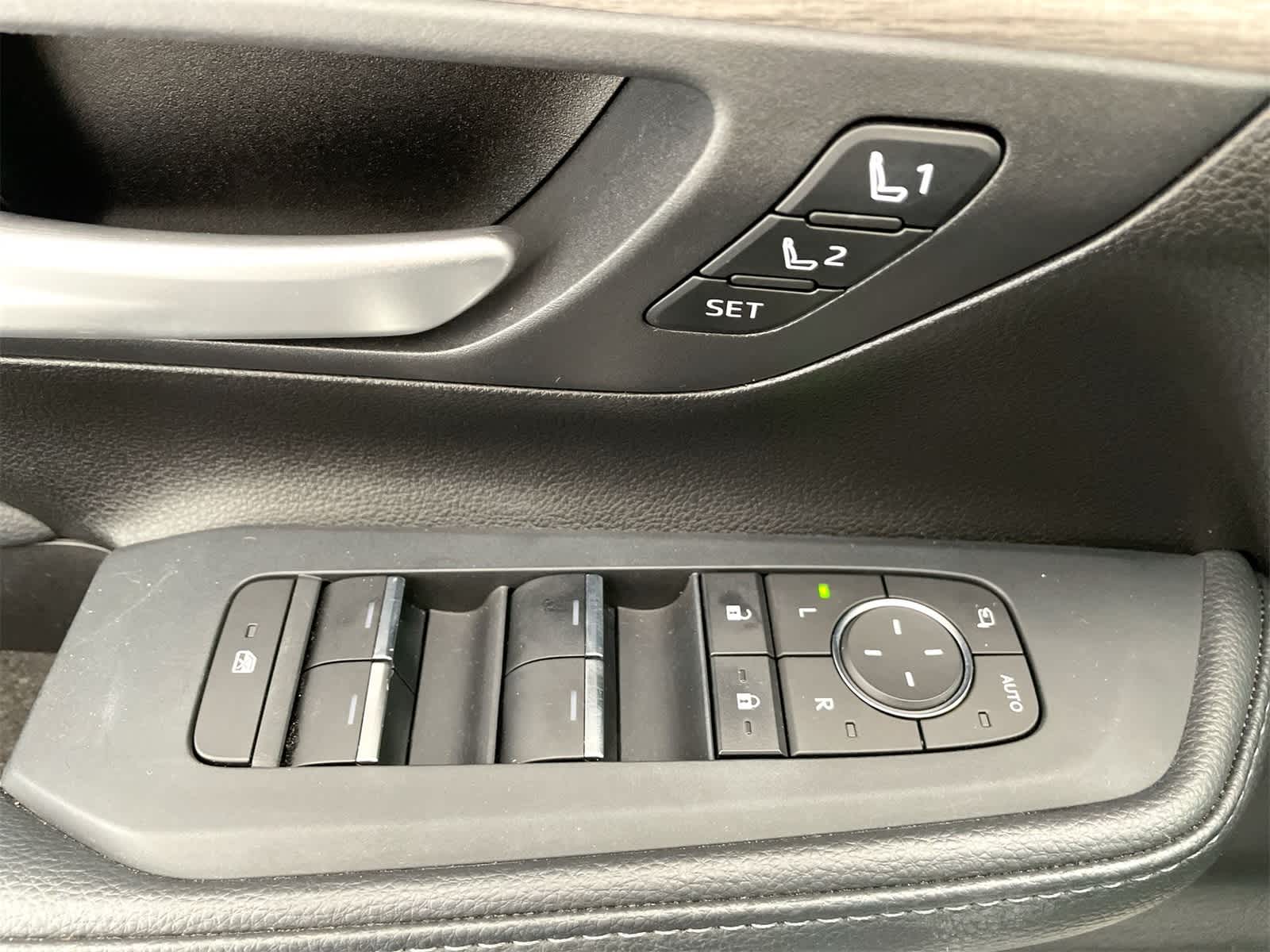 Thumbnail: 2024 Toyota Grand Highlander - 12