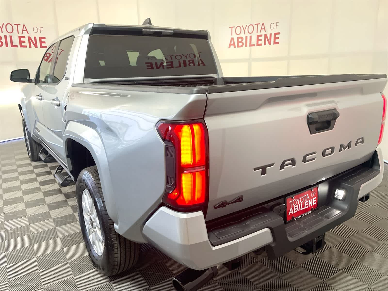 Thumbnail: 2025 Toyota Tacoma - 3