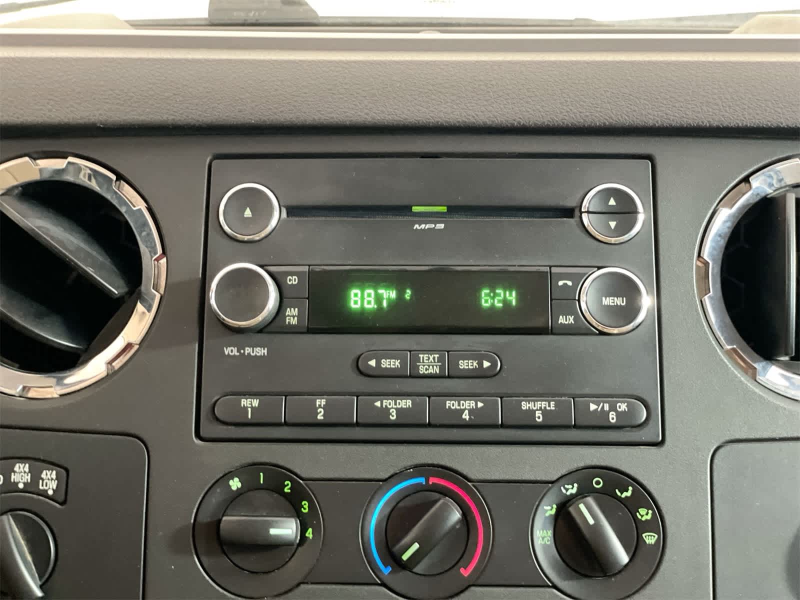 Thumbnail: 2010 Ford F-250 - 18