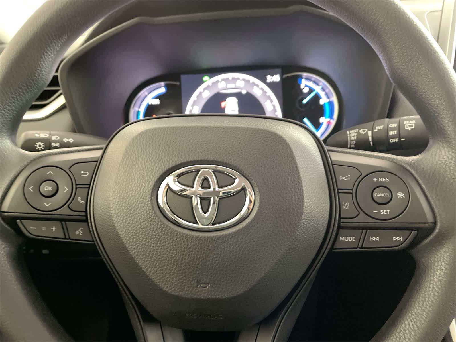 Thumbnail: 2025 Toyota RAV4 - 18