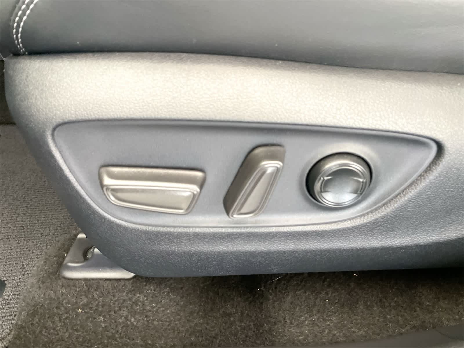 Thumbnail: 2024 Toyota RAV4 - 11