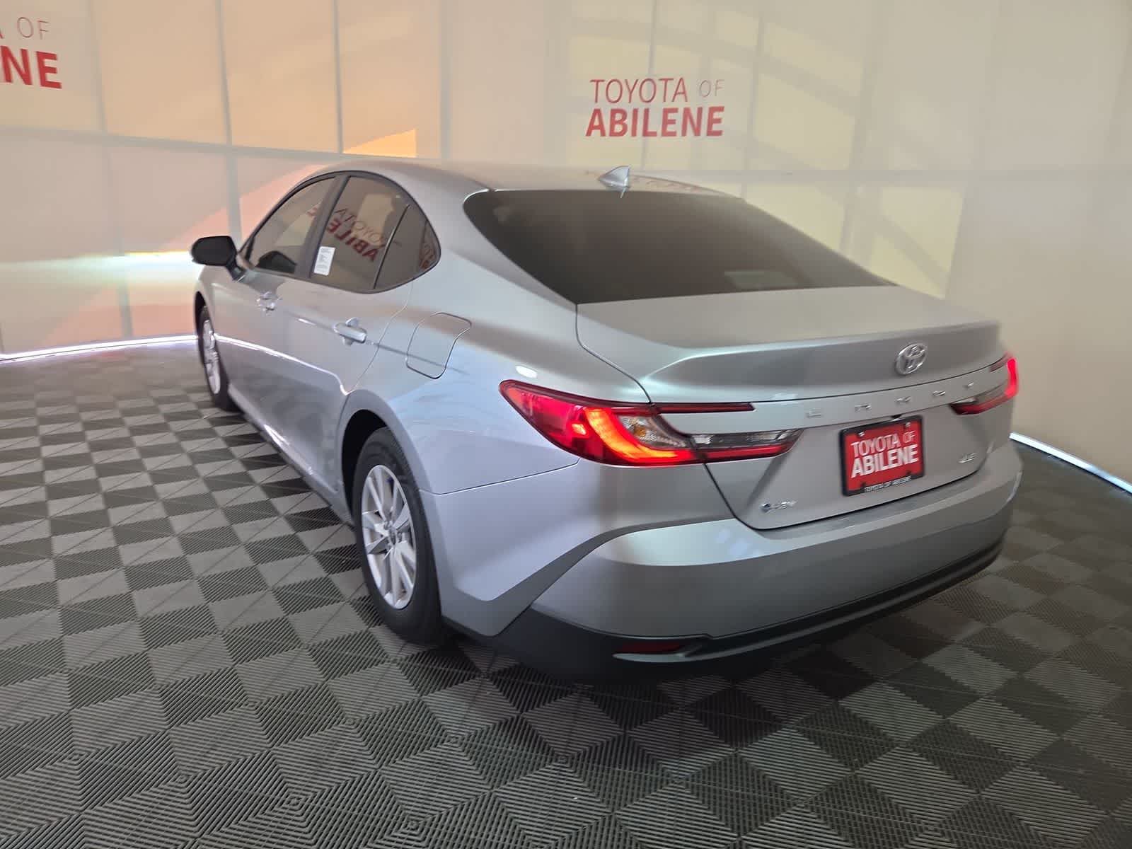 Thumbnail: 2026 Toyota Camry - 3