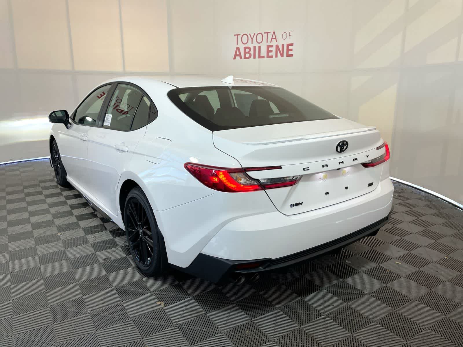 Thumbnail: 2026 Toyota Camry - 3