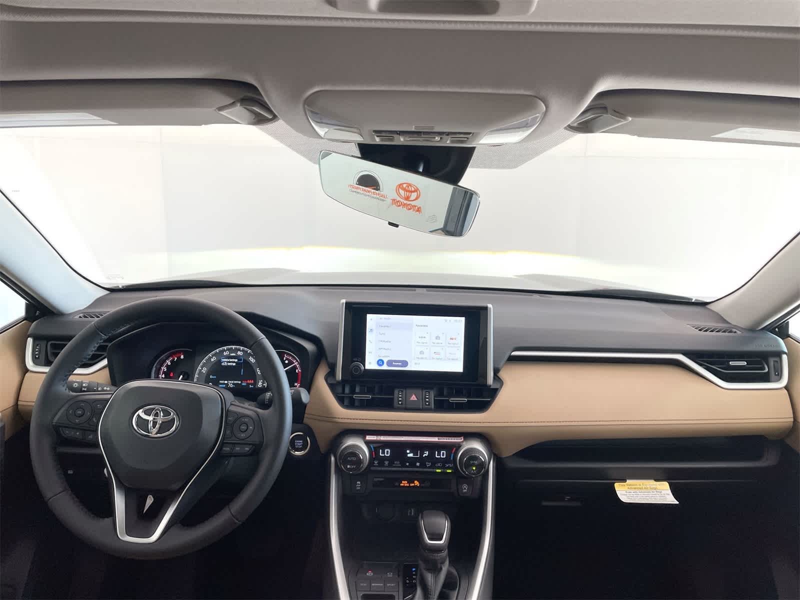 Thumbnail: 2025 Toyota RAV4 - 17