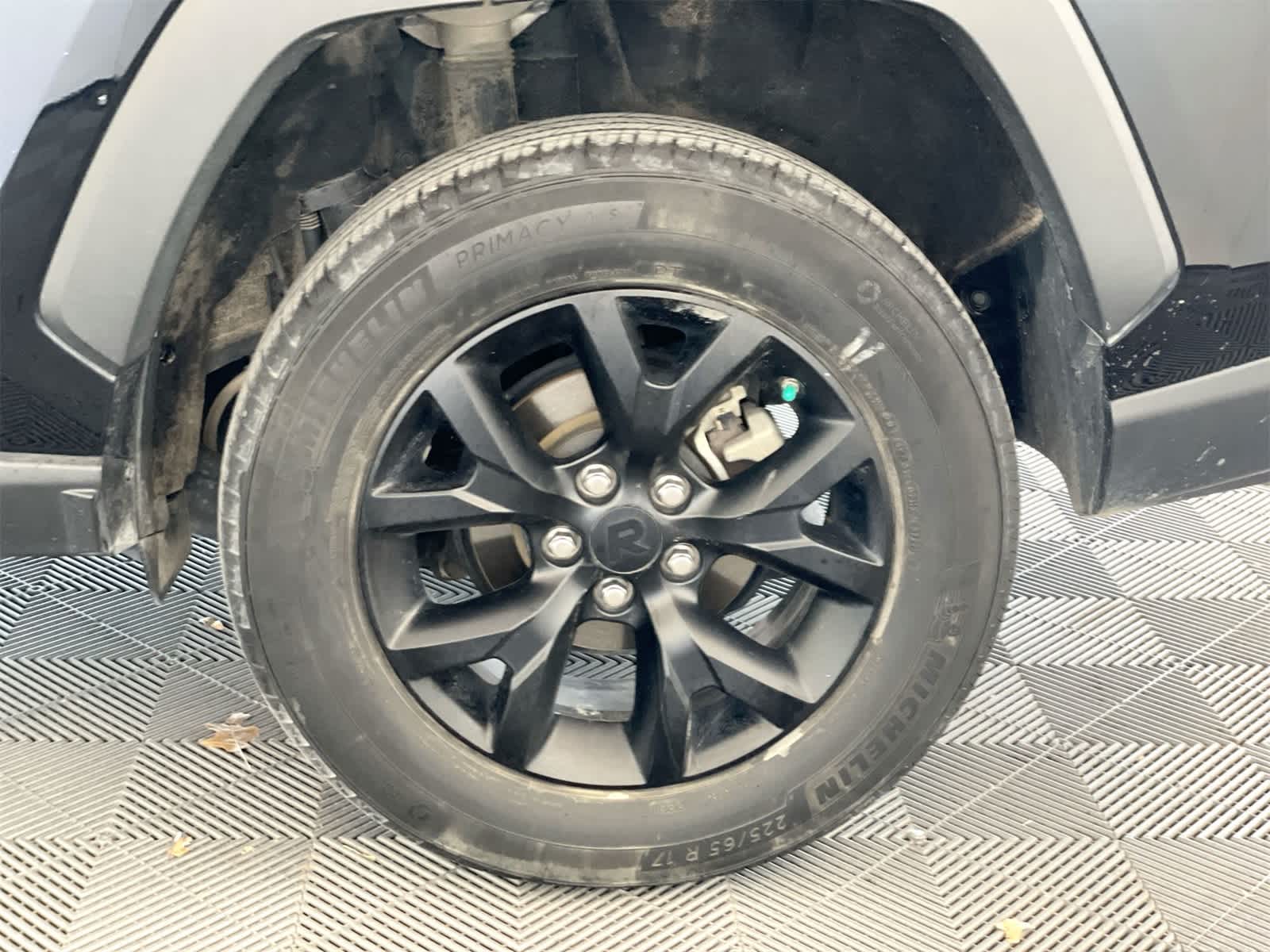 Thumbnail: 2022 Toyota RAV4 - 23