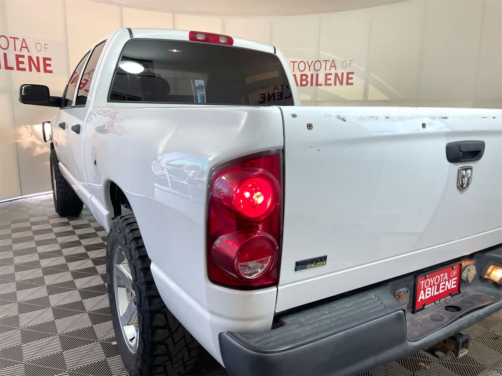 Thumbnail: 2008 Dodge Ram 1500 - 3