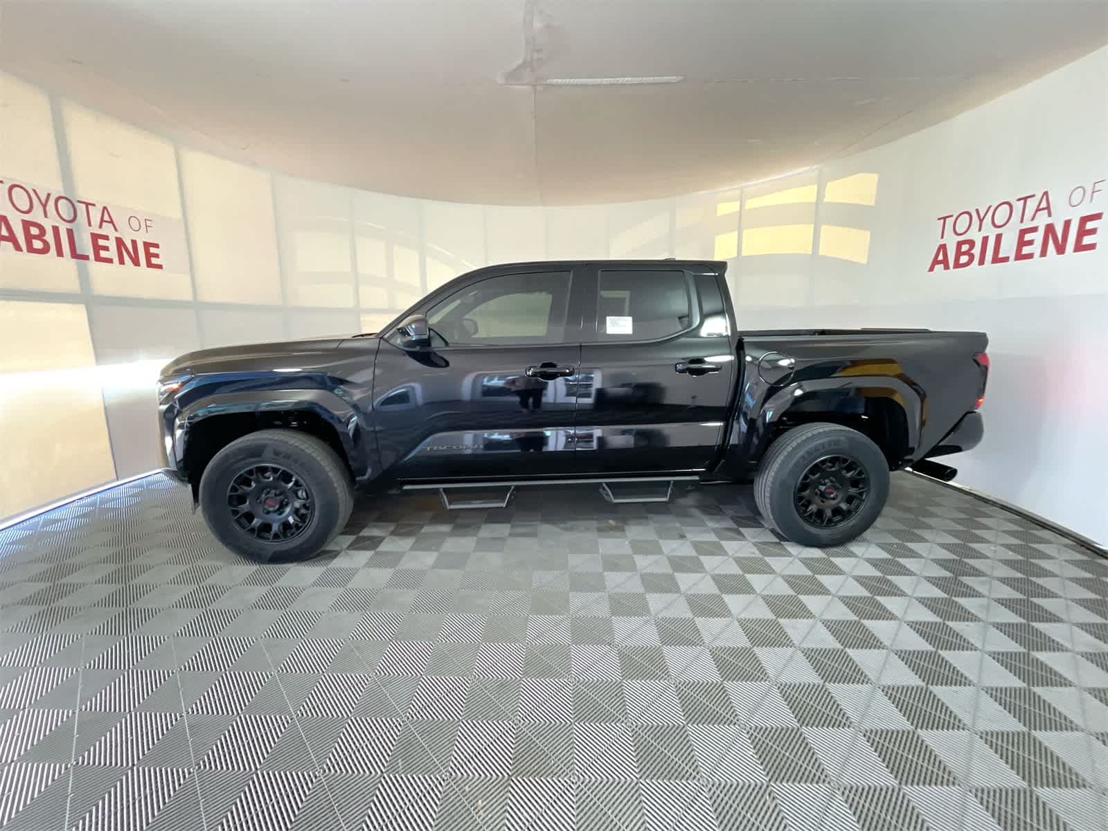Thumbnail: 2025 Toyota Tacoma - 2